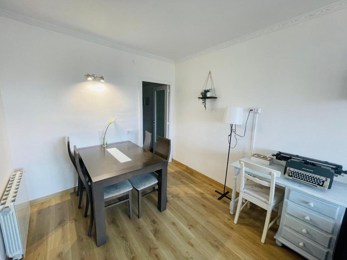 Beach Apartment Barca 6 Sant Adria de Besos Exterior photo